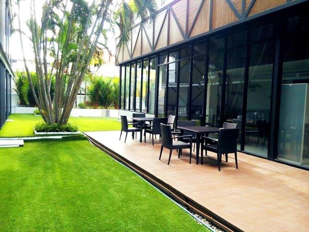 Ivory Villa City Bang Lamung Exteriör bild