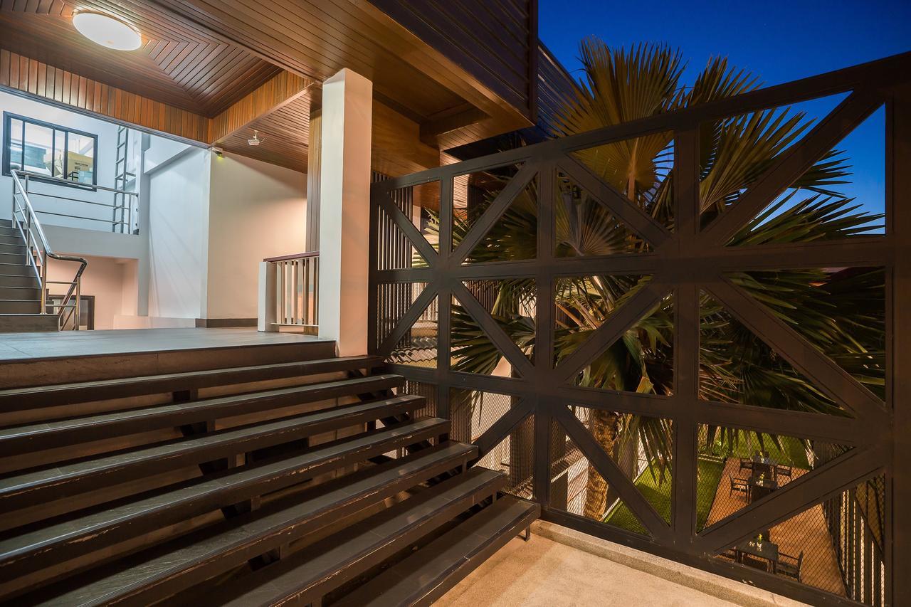 Ivory Villa City Bang Lamung Exteriör bild