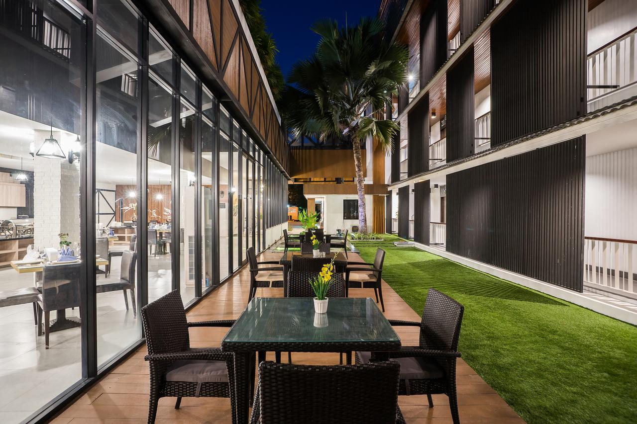 Ivory Villa City Bang Lamung Exteriör bild