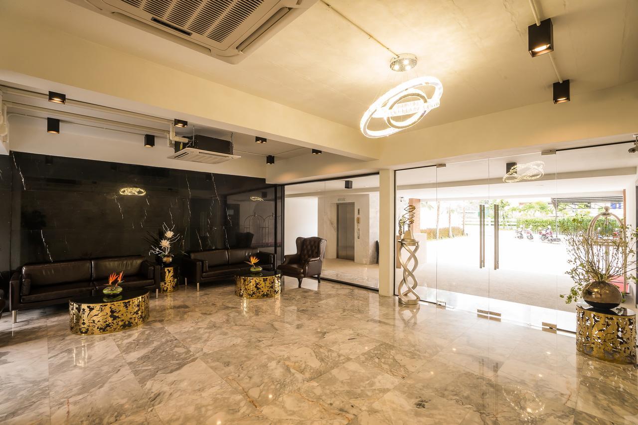 Ivory Villa City Bang Lamung Exteriör bild